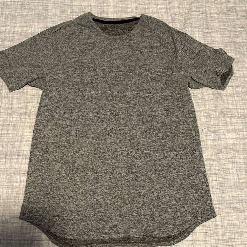 Lululemon Drysense